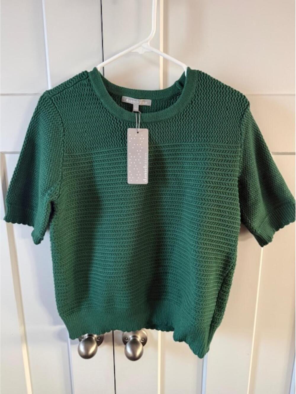 NWT Danielrainn green short sleeve knit sweater - Stitch fix size Large